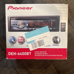 Pioneer car stereo model DEH – 6400BT Bluetooth USB iPod MP3 and remote control 
