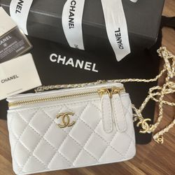 Chanel Vanity 
