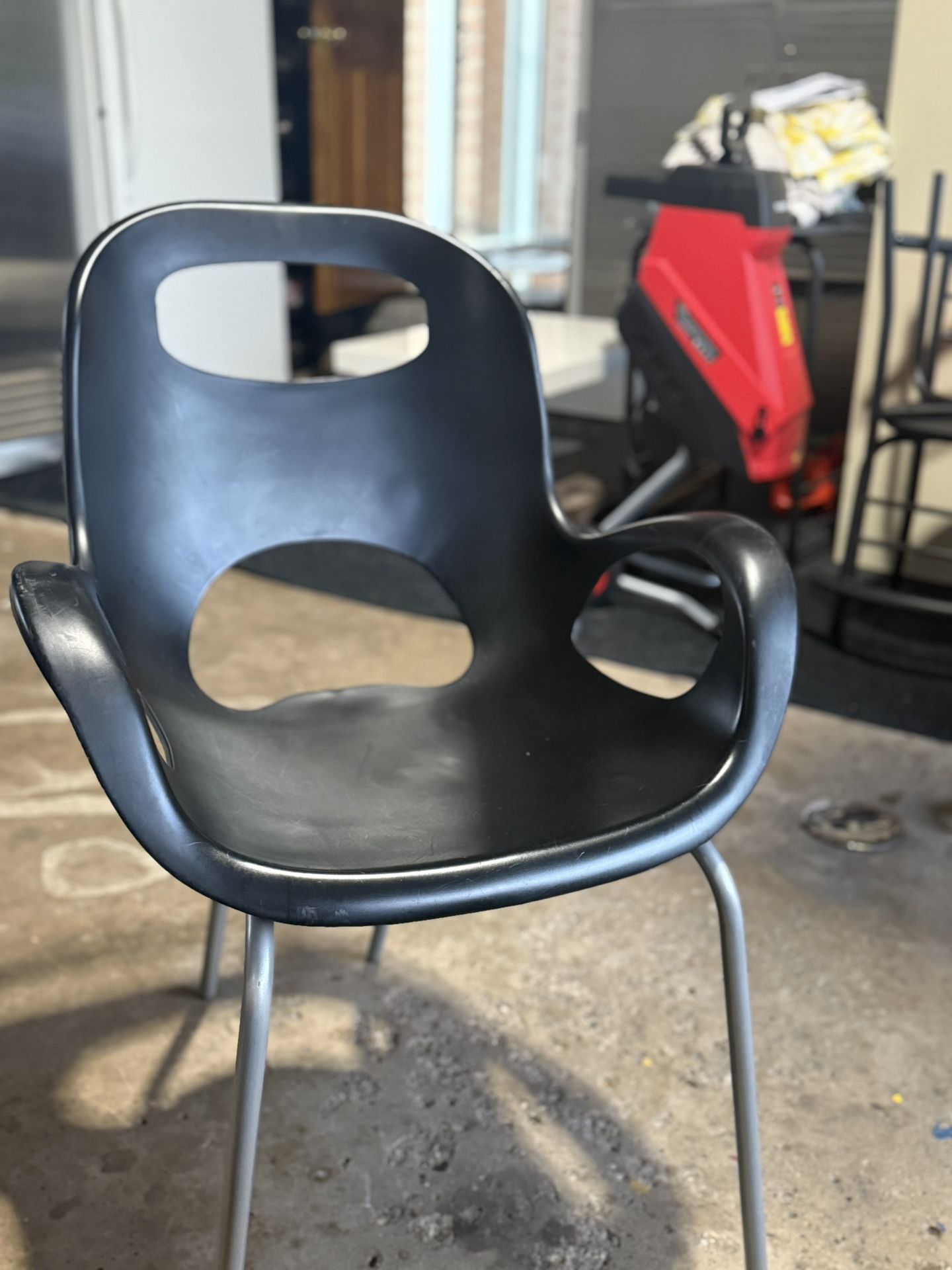 Black Plastic & Metal Frame Chair