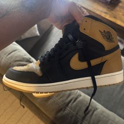 Size 13 Jordan 1 Carmelo Anthony PE