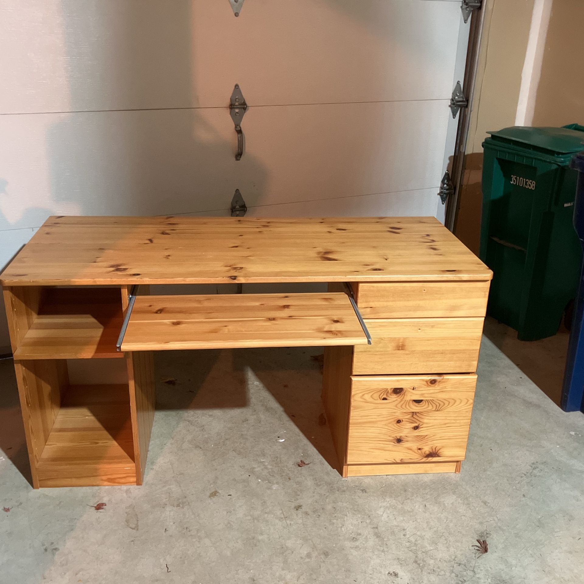 Free Wood Desk