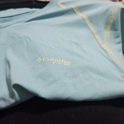 Columbia V neck For Women's Size S BRAND NEW AUTHENTIC 