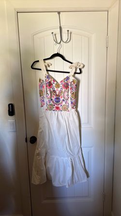 Women’s Mexican dress