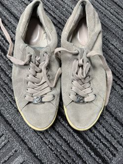 Amazing Michael Kors Women’s Sneakers, Size 7 ,leather &rubber material 