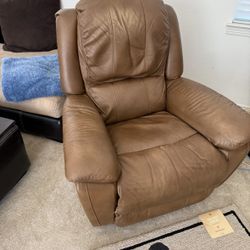 La-Z-Boy Owen Genuine Leather Recliner