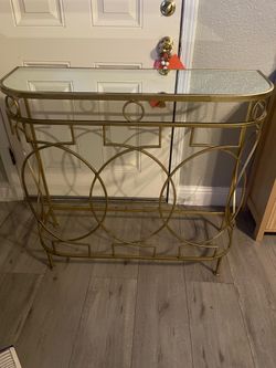 Entry glass table