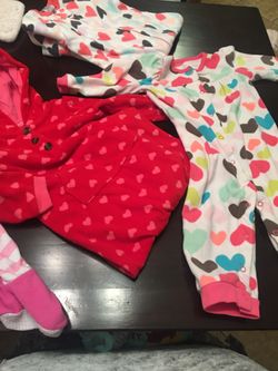 Baby girl clothes size 18m