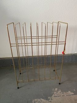 Metal record rack