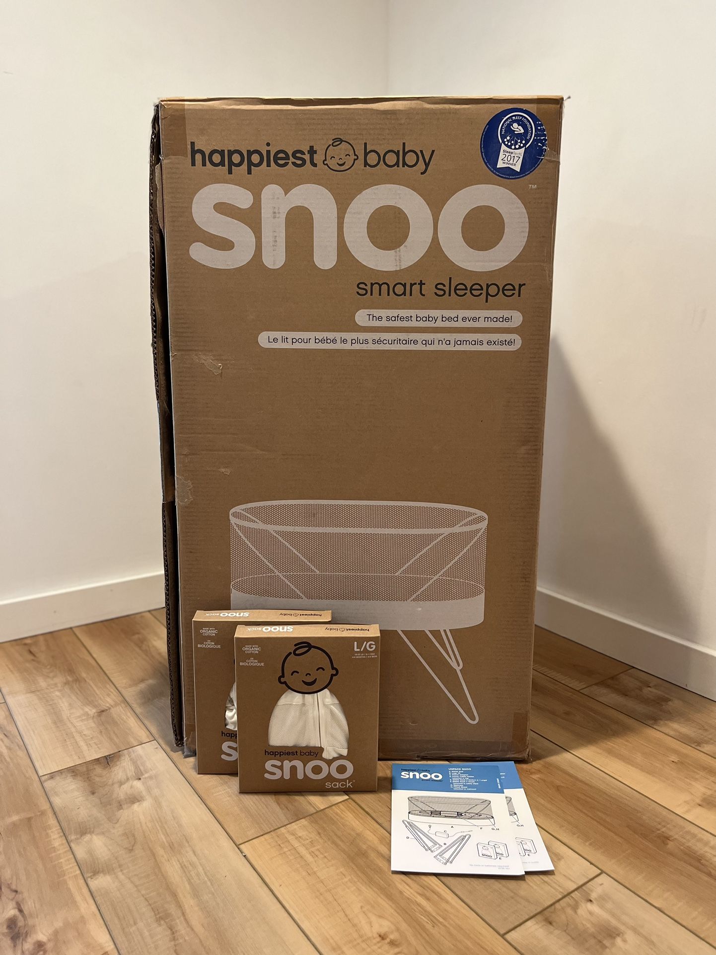 SNOO Happiest Baby Bassinet In Box