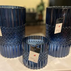debi lilly vases 