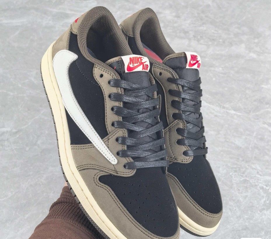 Travis Scott x Jordan Air Jordan 1 Low OG TS SP