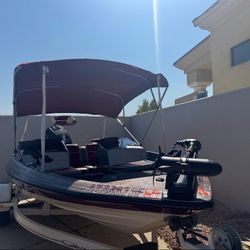1995 Quantum Marine 170XD Bass Boat