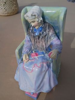 1930s  Royal Dalton figurine