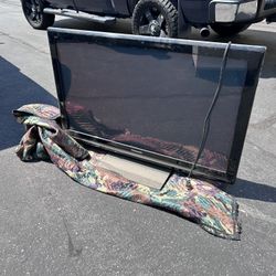 Tv, Tv Stand , Dressers And Coffee Table