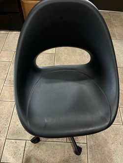 Black Swivel chair