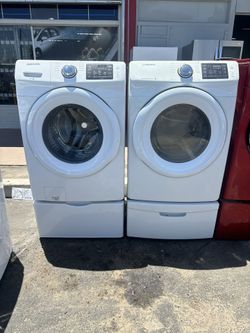 Samsung Electric Washer And Dryer Set