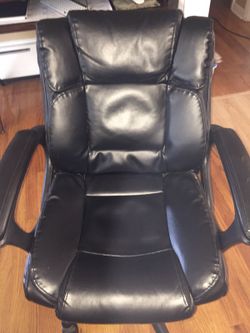 Desk chair