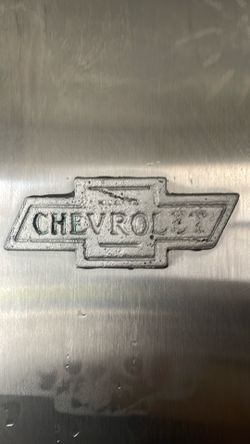 Casted aluminum Chevrolet magnet fridge antique
