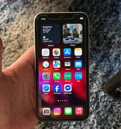 iPhone XR 64gb carrier unlocked