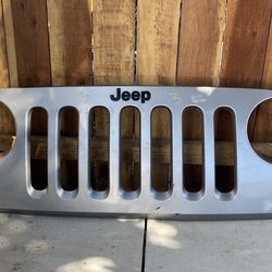 2007-2017 Jeep Wrangler Grille OEM