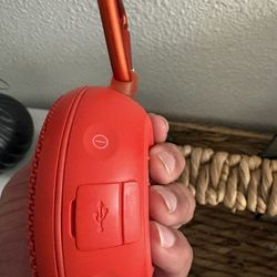 JBL Clip 3 portable Bluetooth speaker.