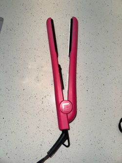 Hair tools- DM me for prices and more info!!