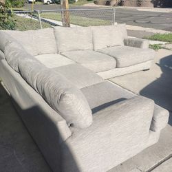 Sectional Couch (free delivery)