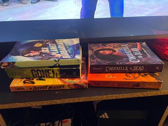 Lot of 5 Paperback Fiction Books