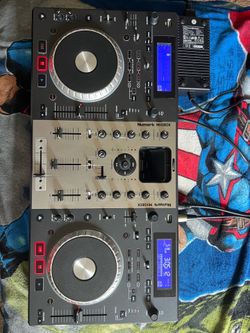 Numark Mixdeck Player