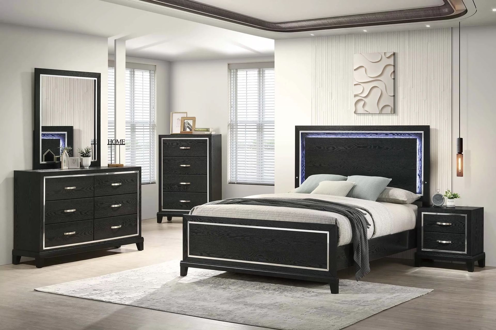 Brand New Elegant 4pc Queen Size Bedroom Set
