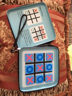 Magnetic Tic Tac Toe travel game