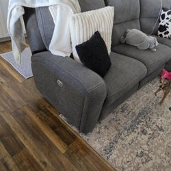 5 Peice Sectional Couch With Recliners