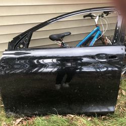 2015-2017 Chrysler 200S Driver Side Door Skeleton 