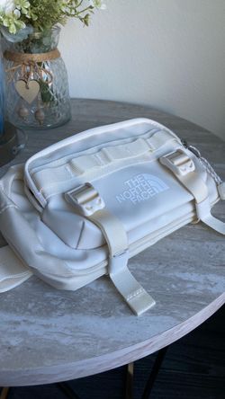 The North Face White Fanny Pack / Belt Bag