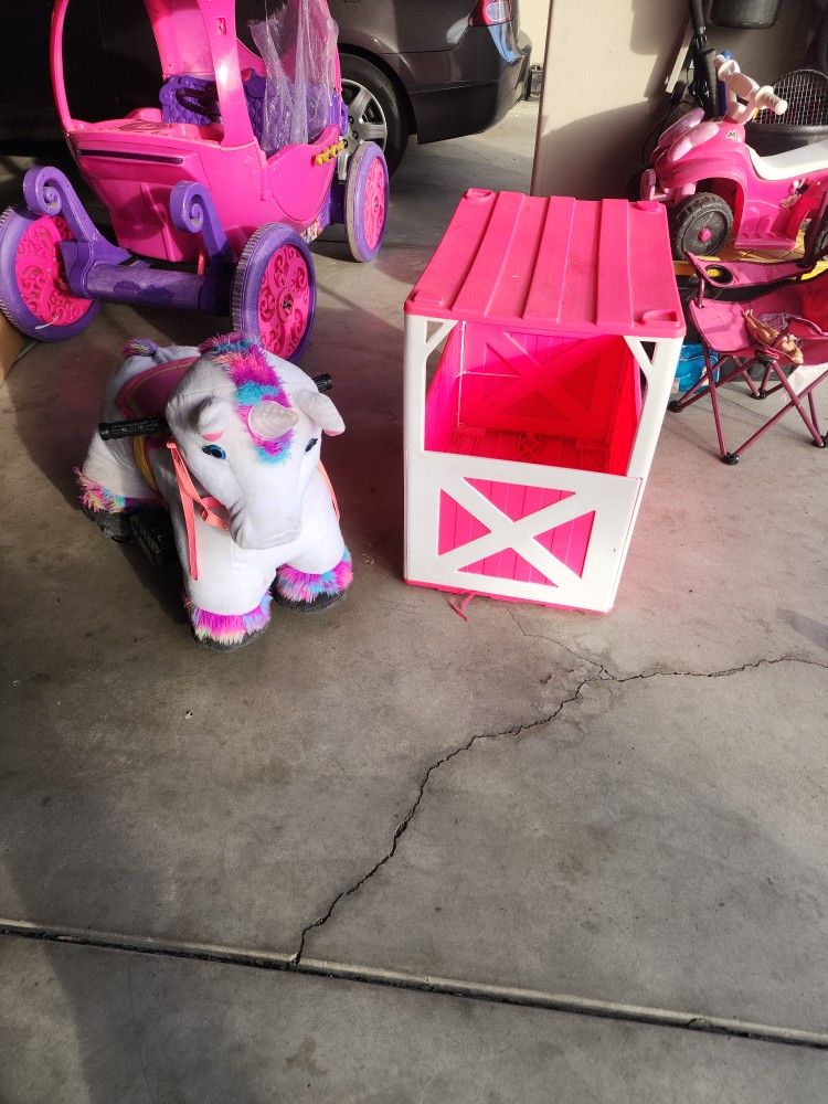 Electric Unicorn With Storage Crate