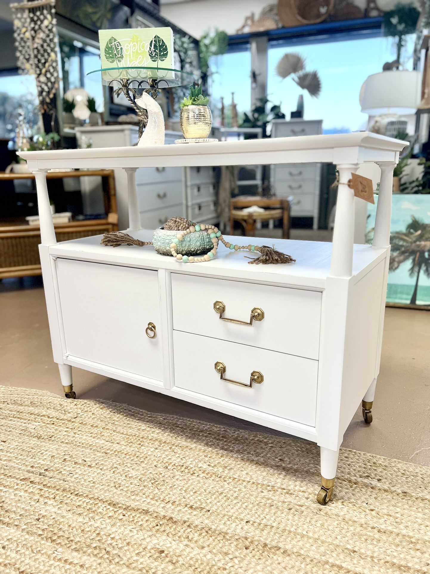 Vintage Mid-Century Console Table/ Bar Cart