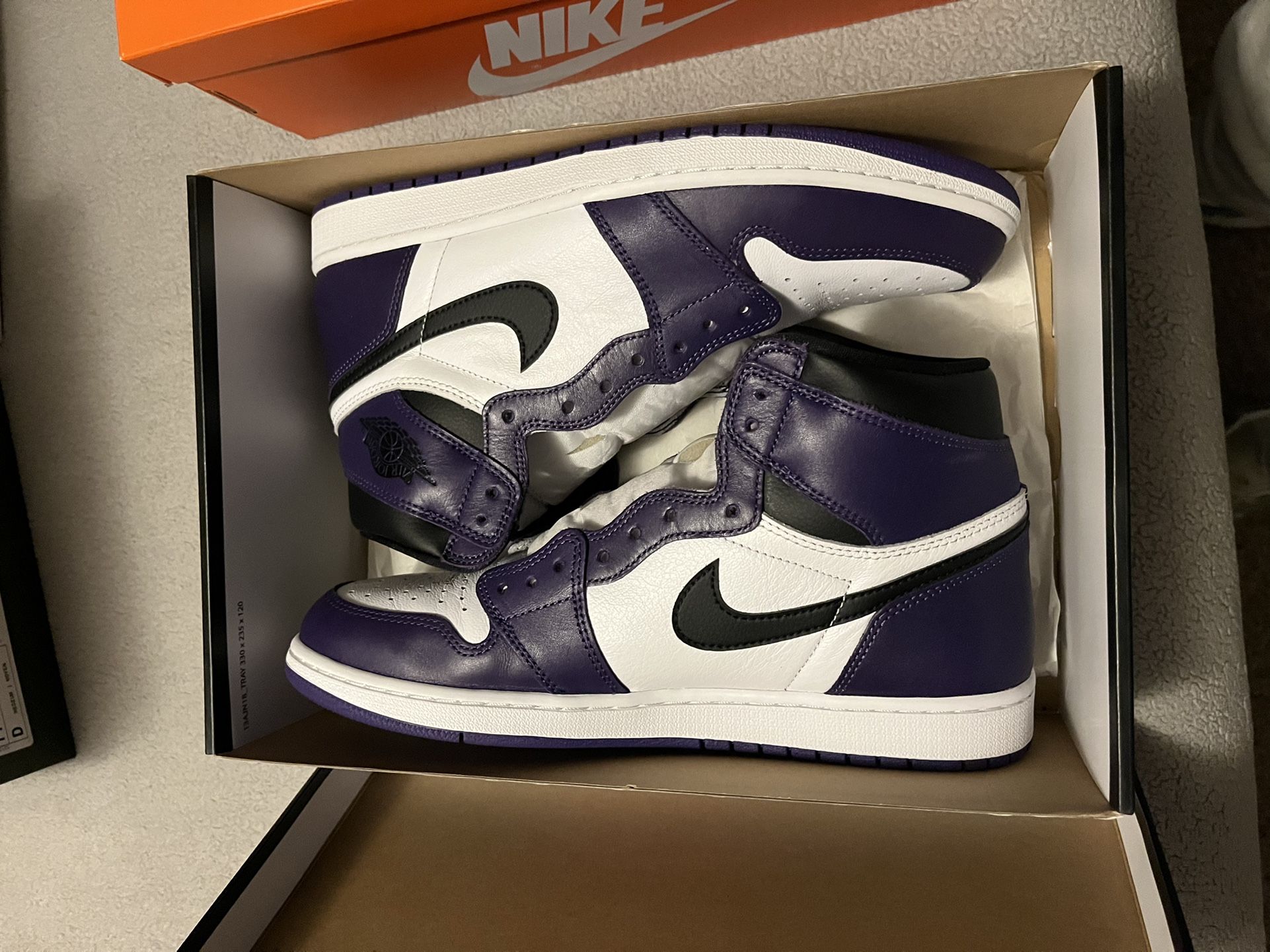 Air Jordan 1 Court Purple 