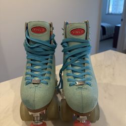 VNLA Women’s Roller Skates