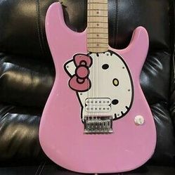 2006-2009 Fender Hello Kitty Pink Squire Stratocaster Guitar