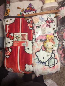 Hello Kitty Throw Blankets – Plush & Silk Touch