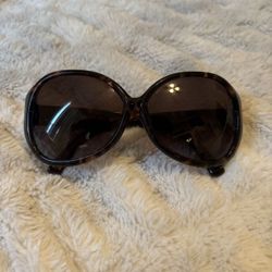 Louis Vuitton Glasses 