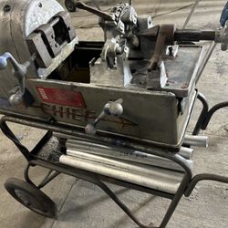 Threade Machine. And Extra. Threading Die Set