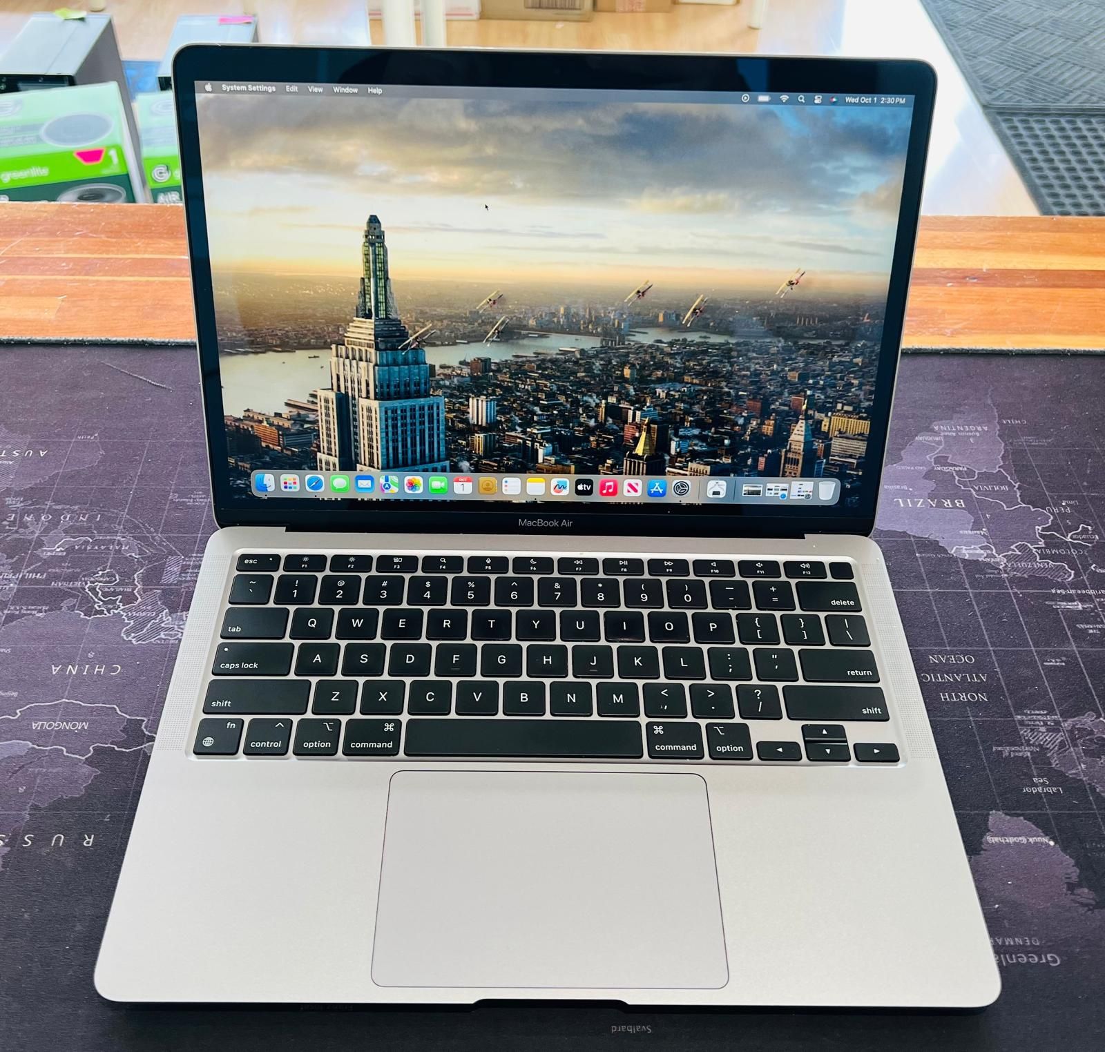MacBook Air 13” M1 2020 16GB 1TB IOS: Sequoia Fully functional