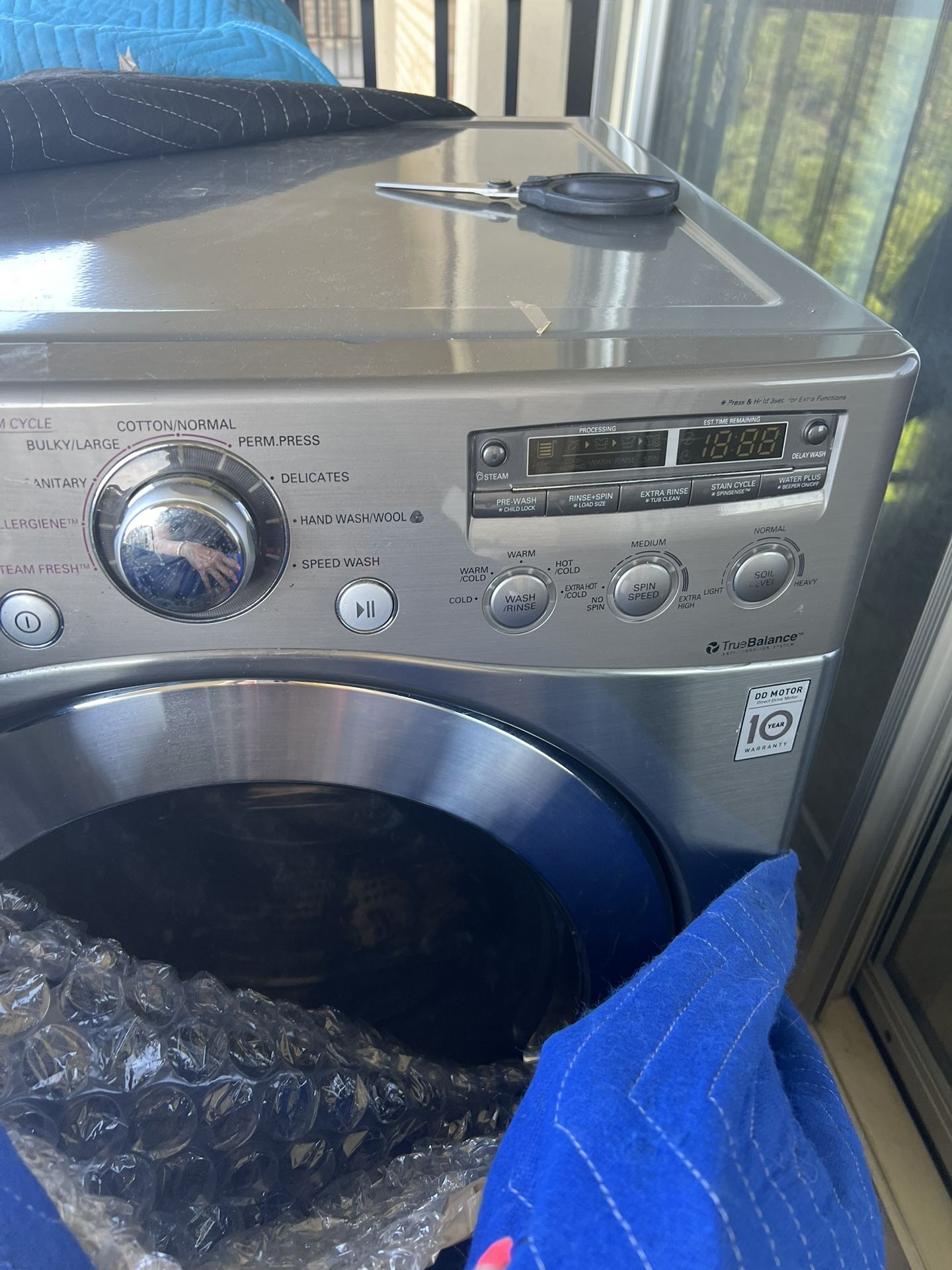 Top Of The Line LG Washer And Dryer & Steamer