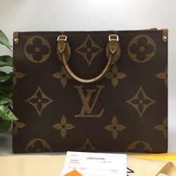 Louis Vuitton Tote Box Bags & Handbags for Women, Authenticity Guaranteed