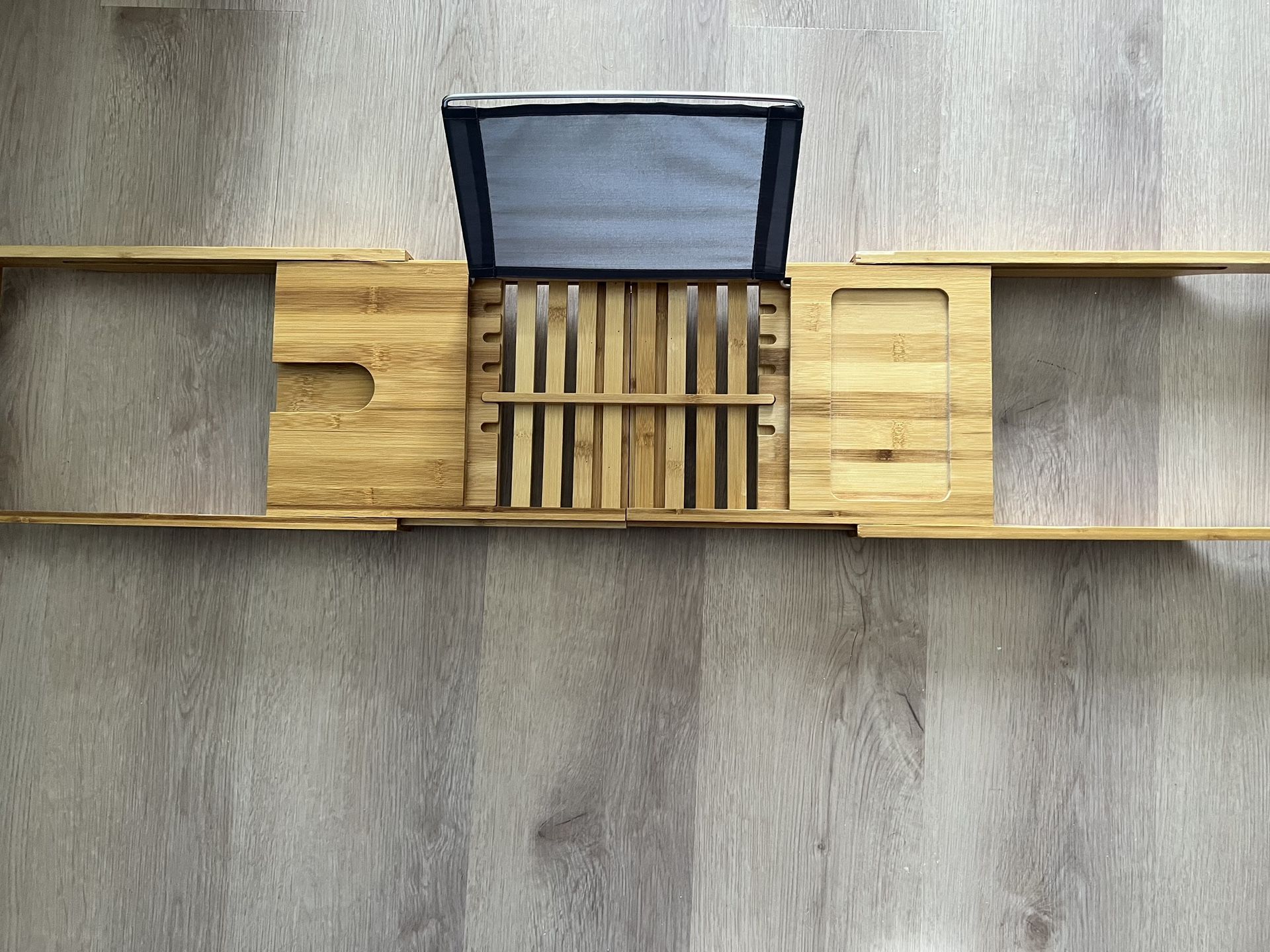 Expandable Bath Tub Tray