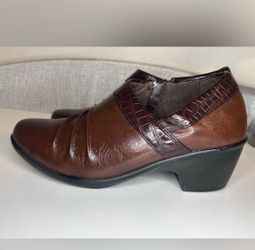 Easy Street Comfort Wave Women’s 8.5 Wide Brown Side Zip Block Heel Shoes