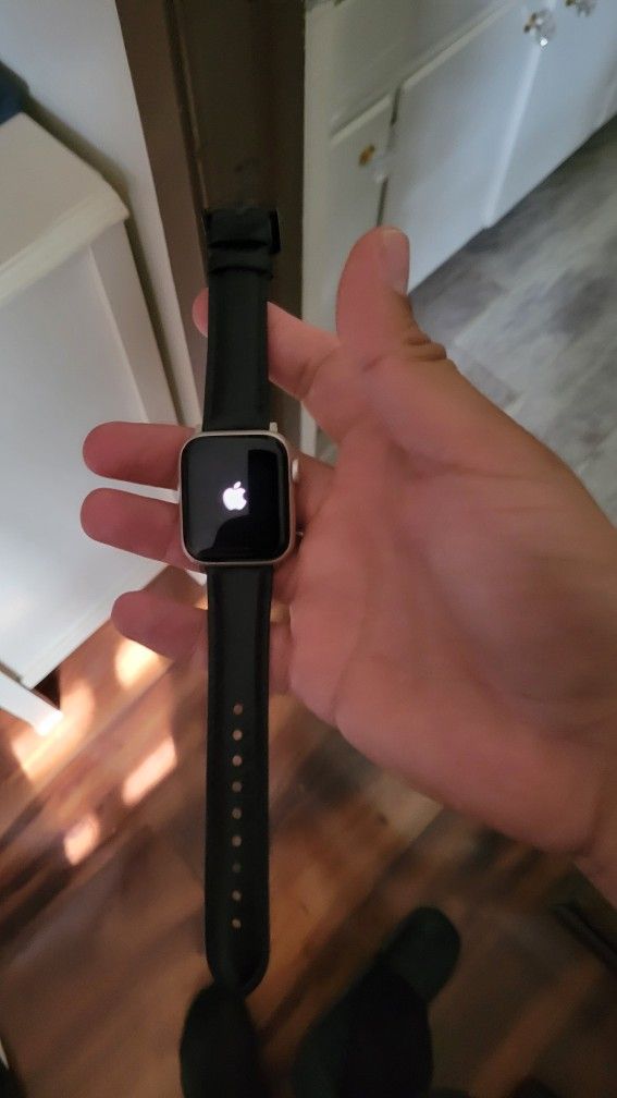 Apple Watch SE 2nd Generation 40mm