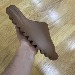 Adidas Yeezy Slide “Flax” Sizes 8, 9, 10 Men’s Brand New