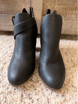 Women’s Dress Shoes